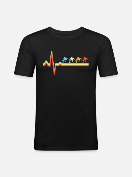skating retro heartbeat - Men's Slim Fit T-Shirt - black