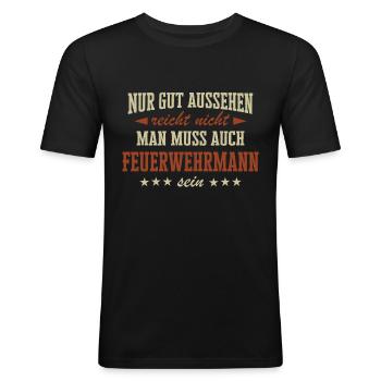 Feuerwehrmann Feuerwehr Notruf 112 Beruf Spruch - Männer Slim Fit T-Shirt - Schwarz - Vorne - Nik (191cm)