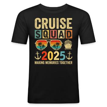 Cruise Squad 2025 - Männer Slim Fit T-Shirt - Schwarz - Vorne - Nik (191cm)