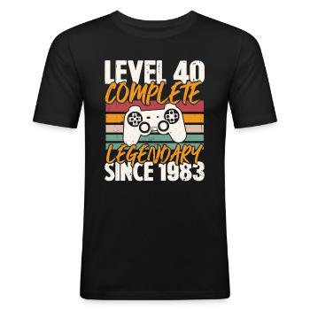 Cadeau d'anniversaire, Niveau 40 complete 1983 - T-shirt près du corps Homme - noir - Devant - Nik (191cm)