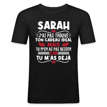 Sarah j'ai pas trouvé ton cadeau idéal... - T-shirt près du corps Homme - noir - Devant - Nik (191cm)