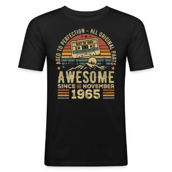 Fantastisk siden november 1965 Gave november 1965 - Herre Slim Fit T-Shirt - sort - Foran - Nik (191cm)