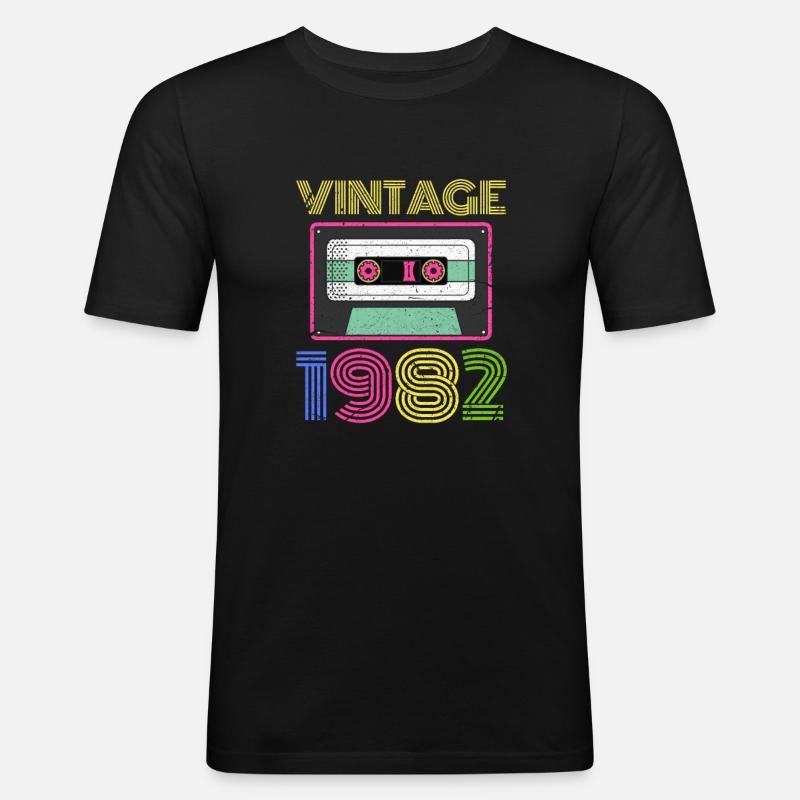 1982 - Männer Slim Fit T-Shirt - Schwarz