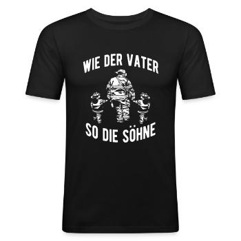 Feuerwehrmann Spruch Wie der Vater, so die Söhne - Männer Slim Fit T-Shirt - Schwarz - Vorne - Nik (191cm)