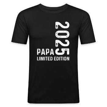 Papa 2025 Begränsad upplaga - Slim Fit T-shirt herr - svart - Fram - Nik (191cm)