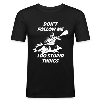 Don’t Follow Me Kayak Kayak Cadeau - T-shirt près du corps Homme - noir - Devant - Nik (191cm)