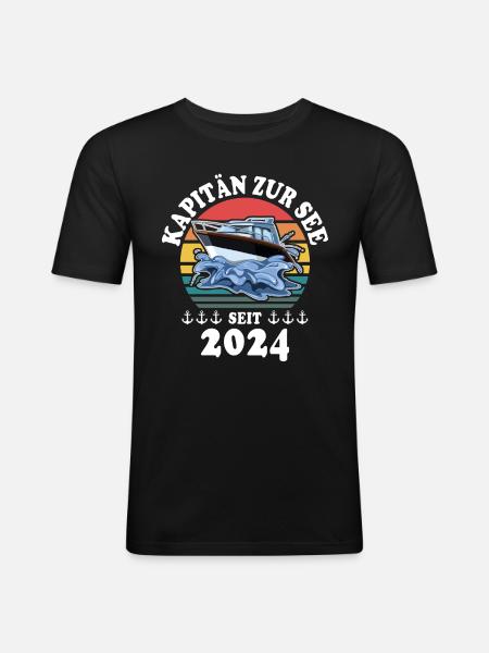 Boot Bootsführerschein 2024 Kapitän - Männer Slim Fit T-Shirt - Schwarz