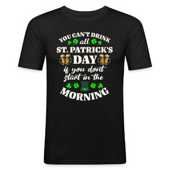 Bière de la Saint-Patrick - T-shirt près du corps Homme - noir - Devant - Nik (191cm)
