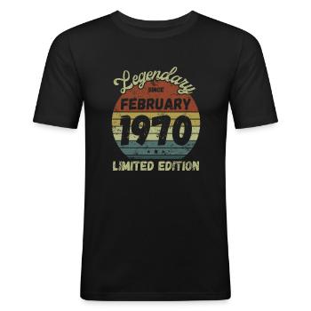 Legendary since February 1970 - Geburtstag - Männer Slim Fit T-Shirt - Schwarz - Vorne - Nik (191cm)