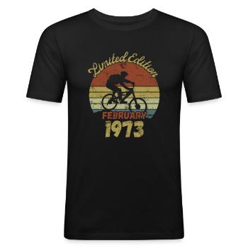 Geburtstag Fahrrad Bike February 1973 - Männer Slim Fit T-Shirt - Schwarz - Vorne - Nik (191cm)