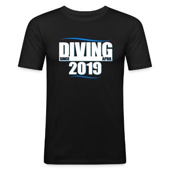 Diver Birthday - Diving since April 2019 - Men's Slim Fit T-Shirt - black - Front - Nik (191cm)