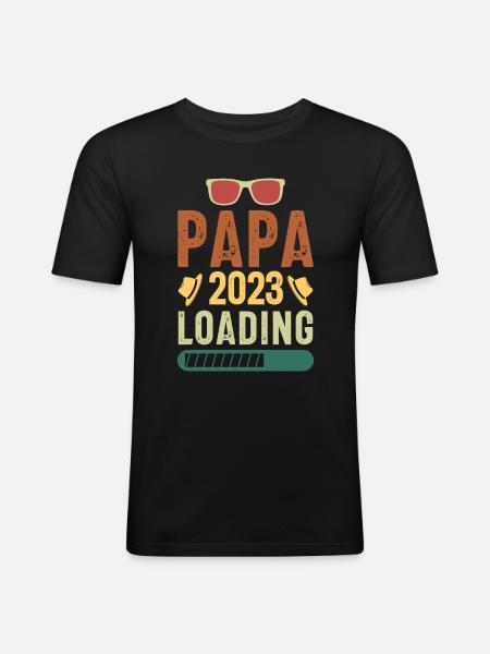 Papa 2023 Loading - Männer Slim Fit T-Shirt - Schwarz