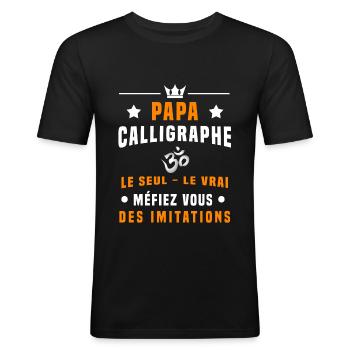 papa calligraphe méfiez vous imitations - T-shirt près du corps Homme - noir - Devant - Nik (191cm)