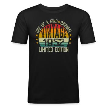 Jahrgang Jahrgang 1952 Retro Geburtstagsgeschenk 1952 - Männer Slim Fit T-Shirt - Schwarz - Vorne - Nik (191cm)