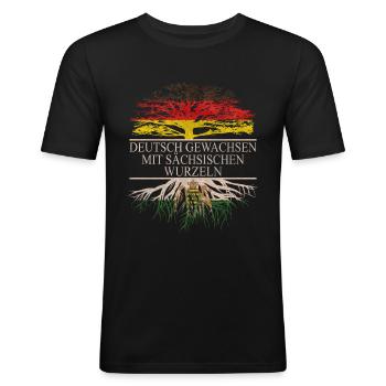 Deutsch gewachsen mit sächsischen wurzeln - Männer Slim Fit T-Shirt - Schwarz - Vorne - Nik (191cm)
