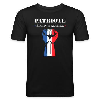 patriote édition limitée - T-shirt près du corps Homme - noir - Devant - Nik (191cm)