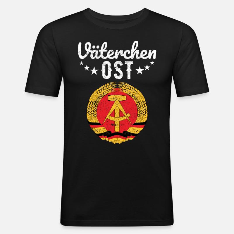 Väterchen Ost DDR Ossi Geschenk - Männer Slim Fit T-Shirt - Schwarz