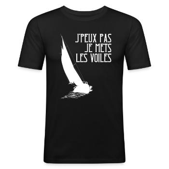 J'peux Pas Je Mets Les Voiles - T-shirt près du corps Homme - noir - Devant - Nik (191cm)