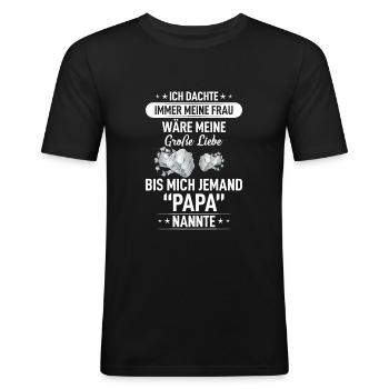 Papa - Männer Slim Fit T-Shirt - Schwarz - Vorne - Nik (191cm)