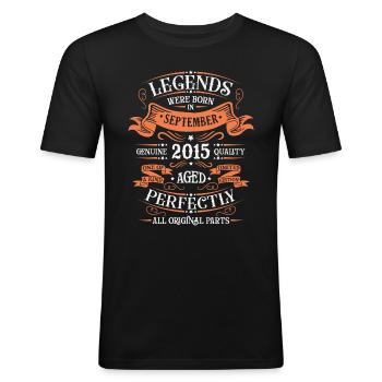 September 2015 Originelle Geschenkidee zum Geburtstag - Männer Slim Fit T-Shirt - Schwarz - Vorne - Nik (191cm)