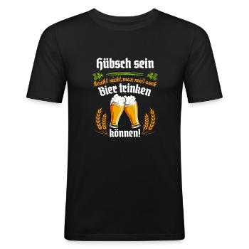 Hübsch sein reicht nicht ... Party Kirmes Bier Fun - Männer Slim Fit T-Shirt - Schwarz - Vorne - Nik (191cm)