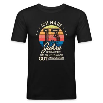 13. Geburtstag Geschenk Habe 13 Jahre Gebraucht - Männer Slim Fit T-Shirt - Schwarz - Vorne - Nik (191cm)