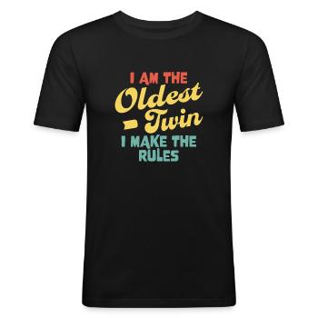 Oldest Twin - Twins Funny Matching Older Twin - Männer Slim Fit T-Shirt - Schwarz - Vorne - Nik (191cm)