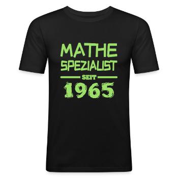 Mathe Mathespezialist 1965 - Männer Slim Fit T-Shirt - Schwarz - Vorne - Nik (191cm)