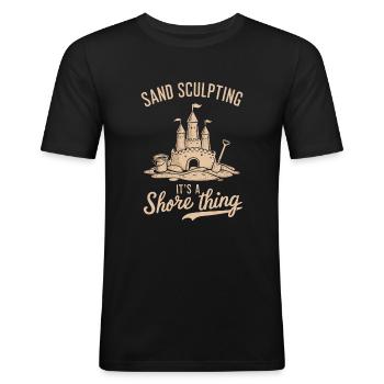 Art créatif des châteaux de sable sur la plage | Sculptures - T-shirt près du corps Homme - noir - Devant - Nik (191cm)