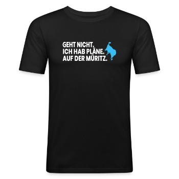 Pläne Auf Der Müritz - Männer Slim Fit T-Shirt - Schwarz - Vorne - Nik (191cm)