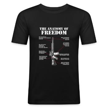 Anatomy of Freedom M4 AR15 Assault Rifle Gun Flag - Männer Slim Fit T-Shirt - Schwarz - Vorne - Nik (191cm)