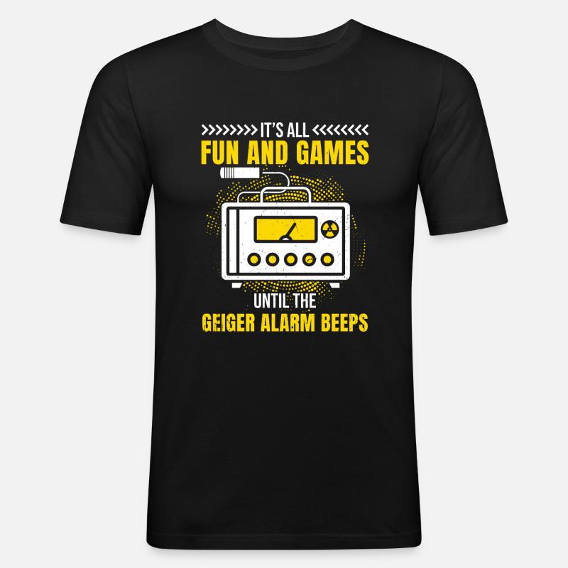 Nuclear engineer - Männer Slim Fit T-Shirt - Schwarz