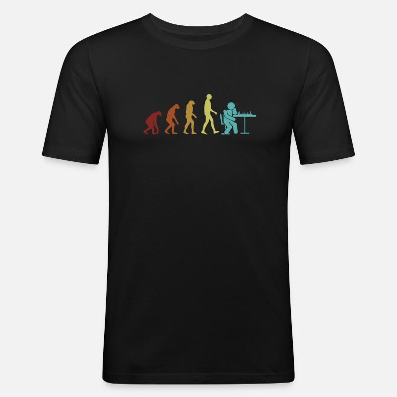 Chess Evolution Großmeister-Dame-Spieler - Männer Slim Fit T-Shirt - Schwarz