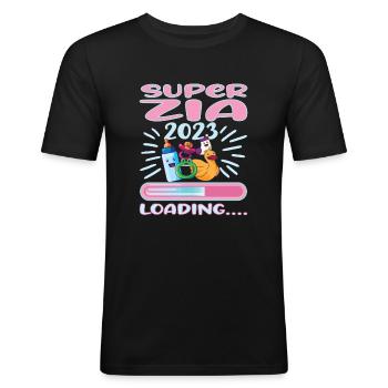 Super Zia 2023 Loading.... - Männer Slim Fit T-Shirt - Schwarz - Vorne - Nik (191cm)