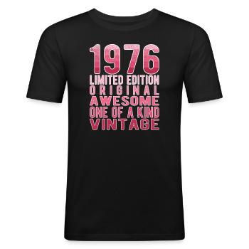 Limited Edition seit 1976 Geburtstag Vintage 1976 - Männer Slim Fit T-Shirt - Schwarz - Vorne - Nik (191cm)