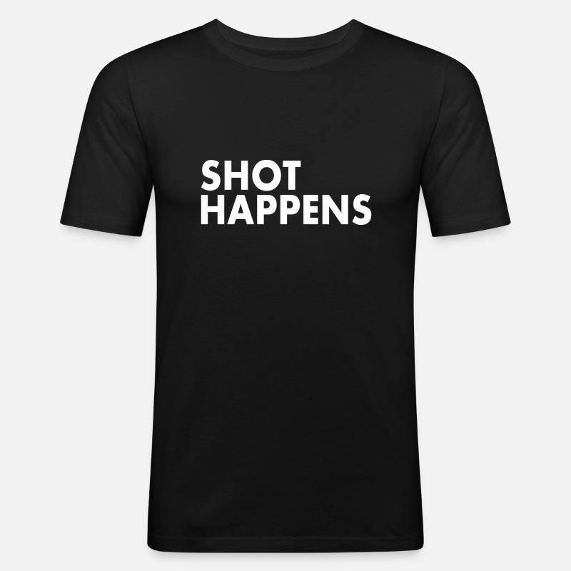 Shot happens - Männer Slim Fit T-Shirt - Schwarz