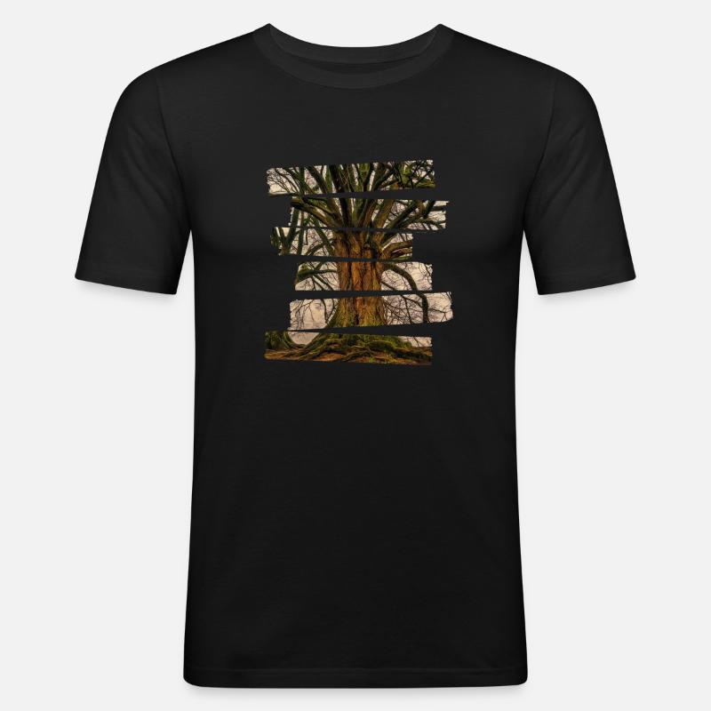 Baum des lebens landschaft - Männer Slim Fit T-Shirt - Schwarz