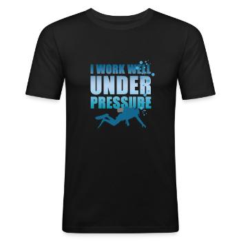 Taucher tauchen - Männer Slim Fit T-Shirt - Schwarz - Vorne - Nik (191cm)