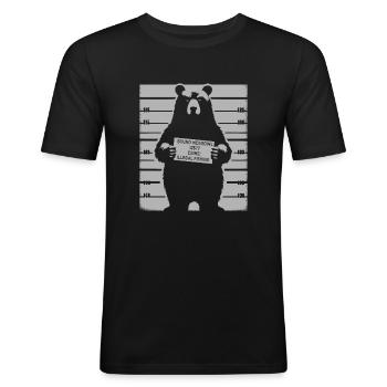 Fahndungsfoto eines Braunbären - Männer Slim Fit T-Shirt - Schwarz - Vorne - Nik (191cm)
