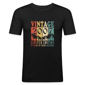18. Geburtstag Jahrgang 2007 18 Jahre Geschenk - Männer Slim Fit T-Shirt - Schwarz - Vorne - Nik (191cm)