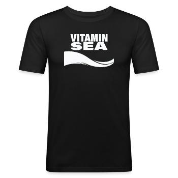 VITAMIN SEA - Männer Slim Fit T-Shirt - Schwarz - Vorne - Nik (191cm)