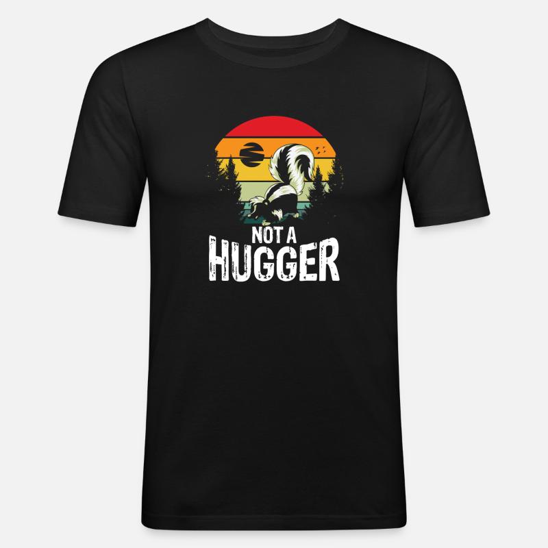 Not a hugger skunk - Männer Slim Fit T-Shirt - Schwarz