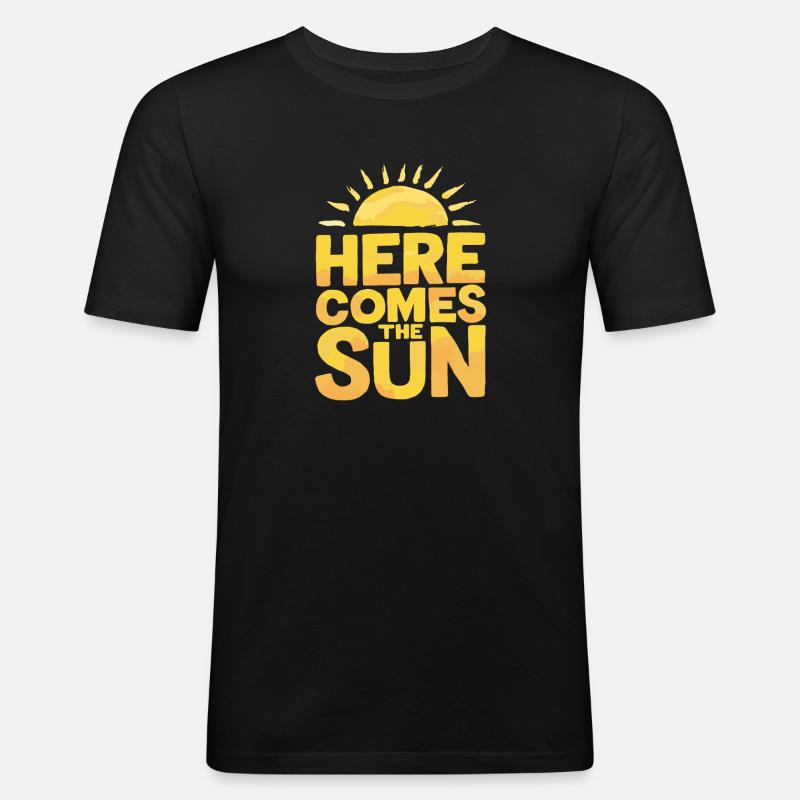 Here Comes the Sun Sonnenstrahlen - Männer Slim Fit T-Shirt - Schwarz