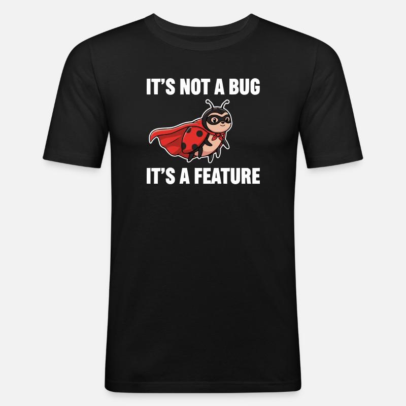 Kein Bug, nur Feature – Superheld Marienkäfer  - Männer Slim Fit T-Shirt - Schwarz