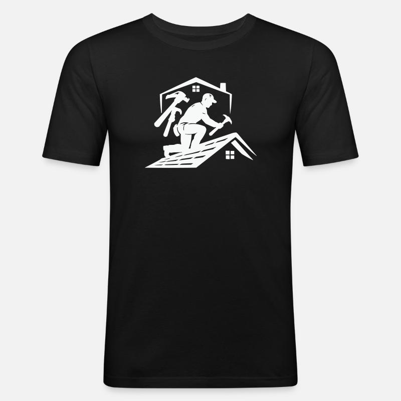 Dachdecker Silhouette am Dach - Männer Slim Fit T-Shirt - Schwarz