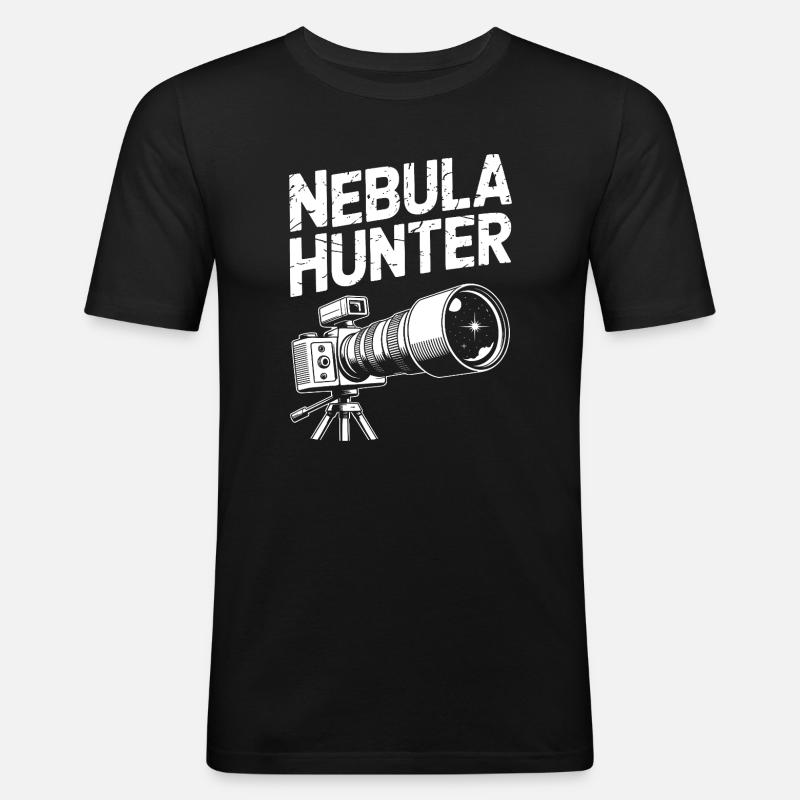 Nebula Hunter Teleskopkunst - Männer Slim Fit T-Shirt - Schwarz