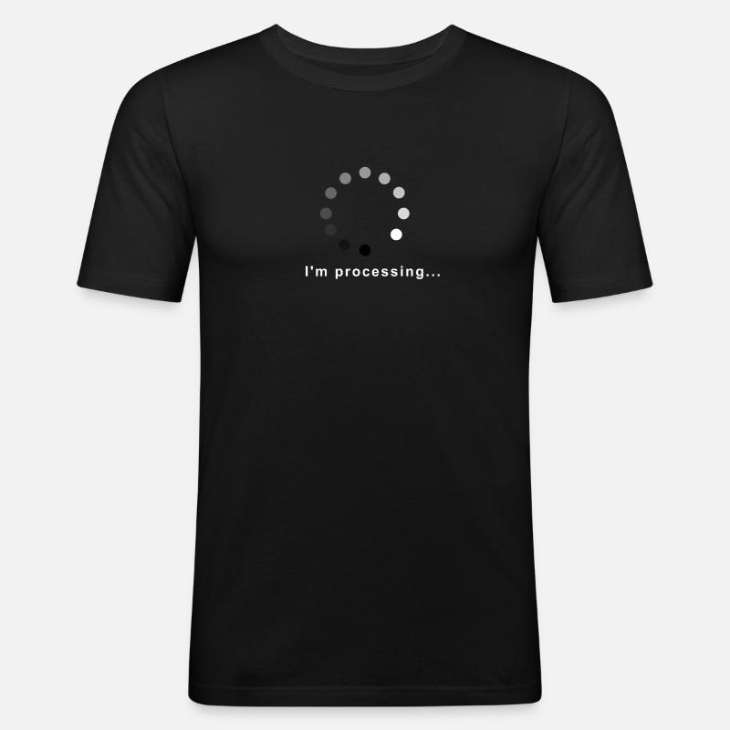 I am processing - Männer Slim Fit T-Shirt - Schwarz