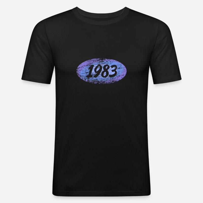 1983 1983 - Männer Slim Fit T-Shirt - Schwarz