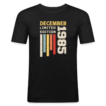 Dezember 1985 - Dezember 1985 Jubiläumsgeschenk - Männer Slim Fit T-Shirt - Schwarz - Vorne - Nik (191cm)