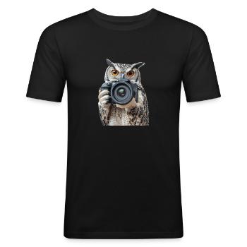 Eule - Männer Slim Fit T-Shirt - Schwarz - Vorne - Nik (191cm)